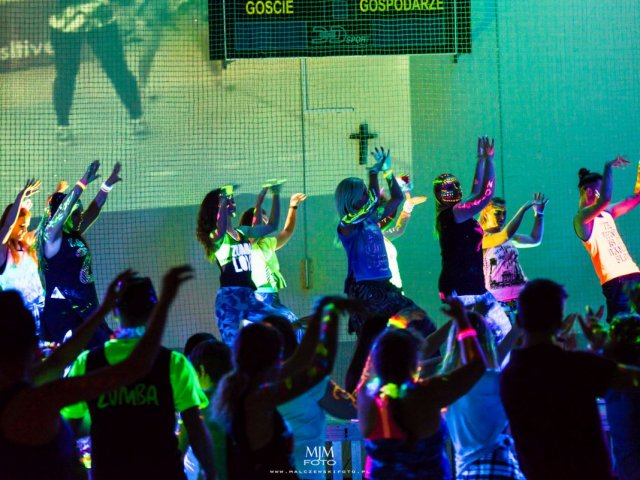 Positive Fluo Maraton Zumba w naszym LO