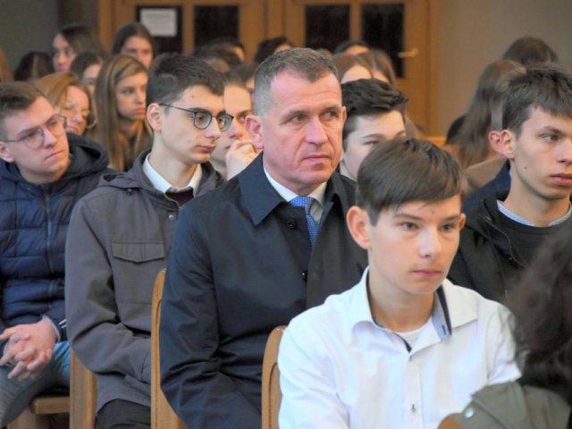 Uroczyste obchody Dnia Edukacji Narodowej w Liceum Skargi połączone z 75 rocznicą powstania Szkoły